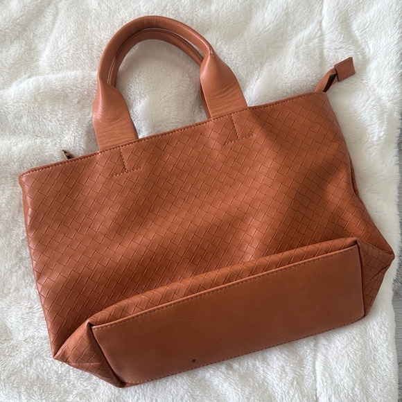 Paxton Tote Handbag - Universal Thread Light Brown - Picture 1 of 9